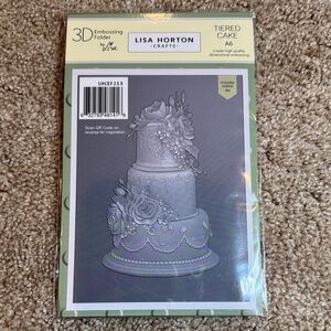 Lisa Horton Crafts 3D Embossing Folder - Tiered Cake
